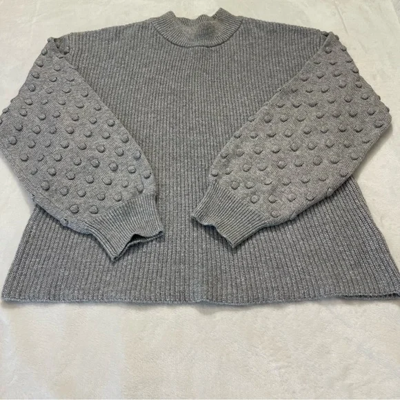 VINCE CAMUTO WOMENS KNIT SWEATER, SIZE LARGE. GRAY. - Picture 1 of 6